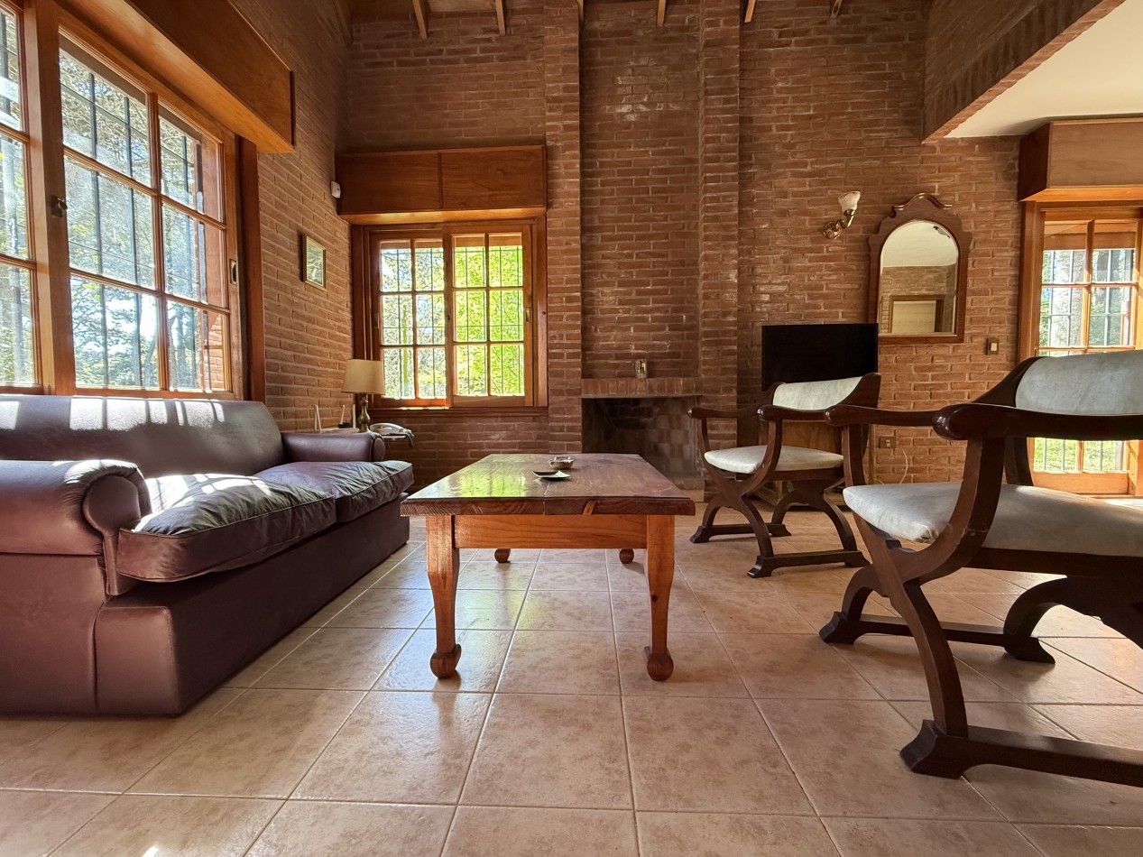 65 - SEGUI ESQUINA BATHURST