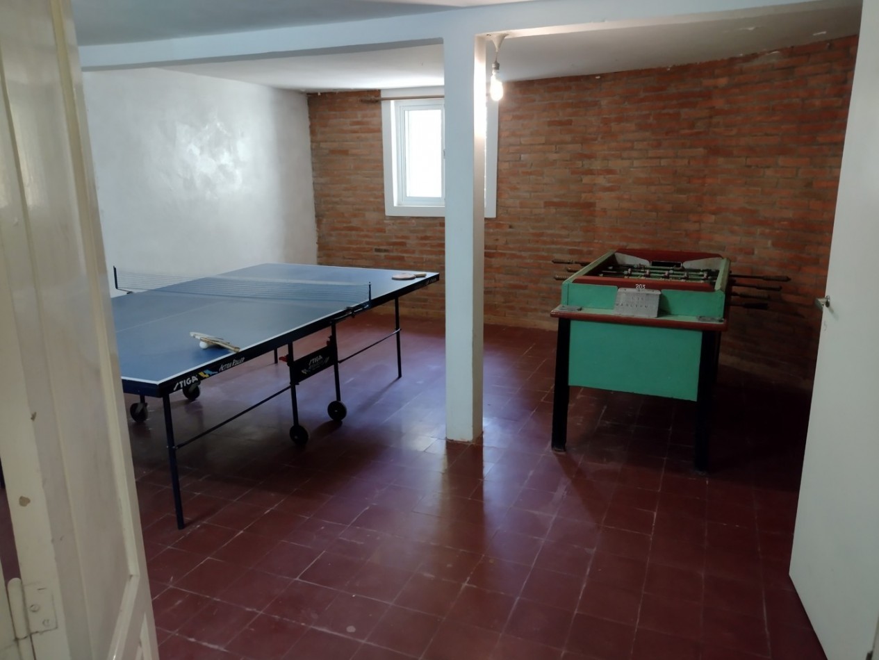 200 - HERMOSO CHALET A 2 CUADRAS DEL MAR EN PINAMAR 