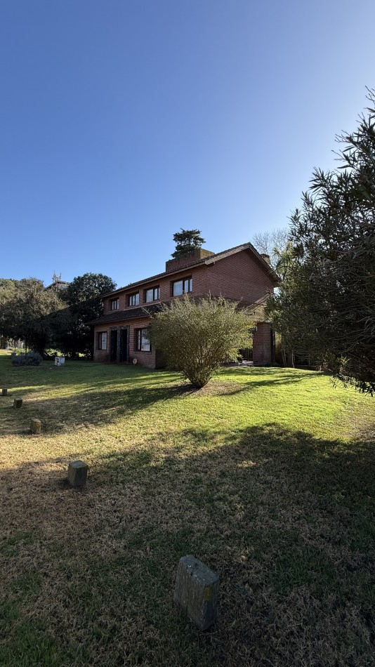 61 - Rosales y Azopardo (Esquina)