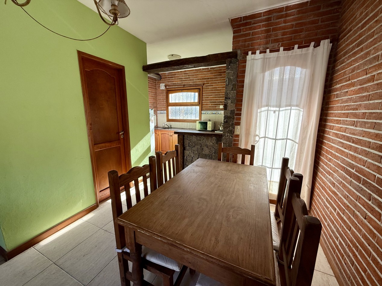 61 - Rosales y Azopardo (Esquina)