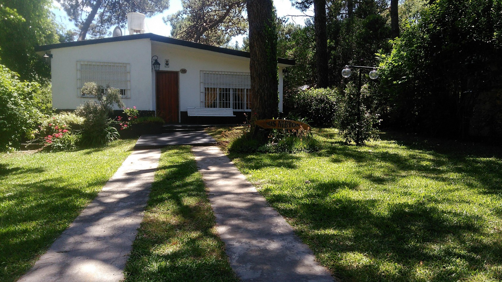 21 - ROSALES 715 