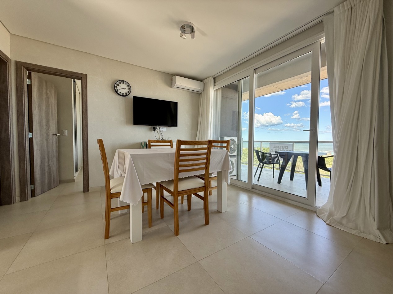 Departamento totalmente equipado frente al mar