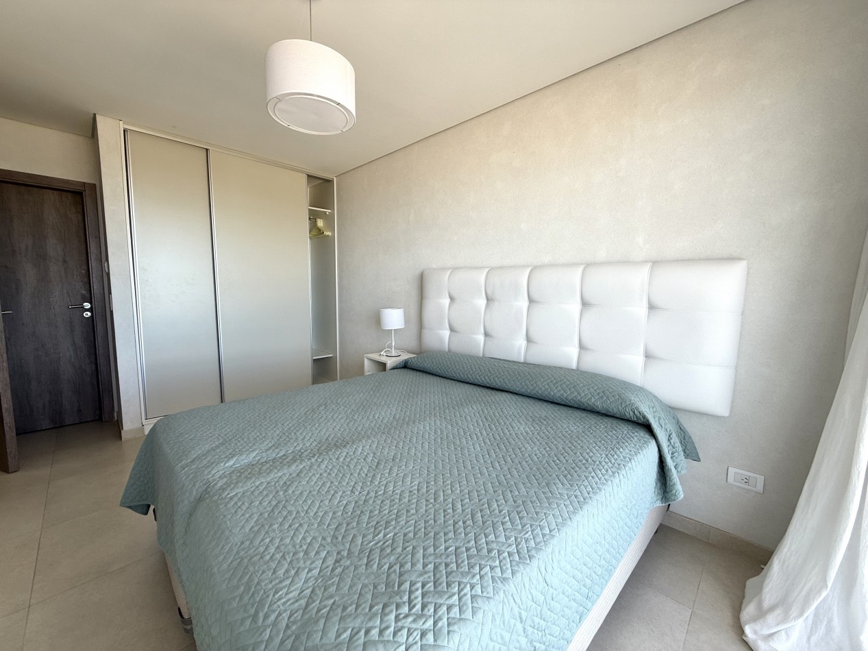 Departamento totalmente equipado frente al mar