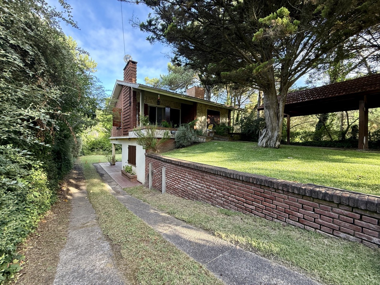 CASAS A METROS DE CARILO EN ZONA DE BUEN PINAR