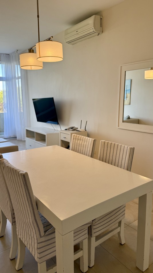 Departamento de 3 ambientes frente al mar