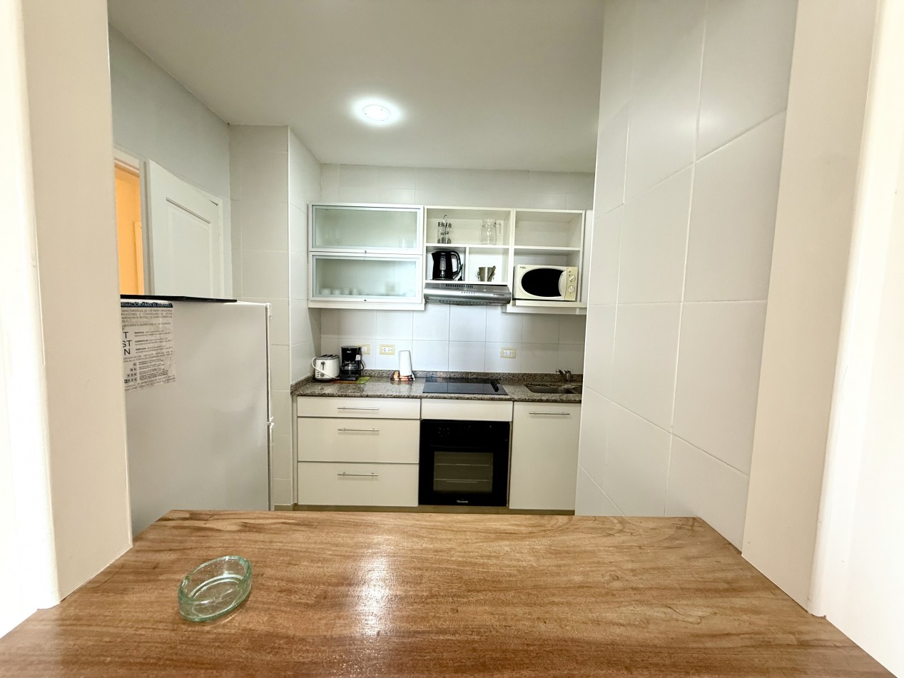 Departamento de 3 ambientes frente al mar