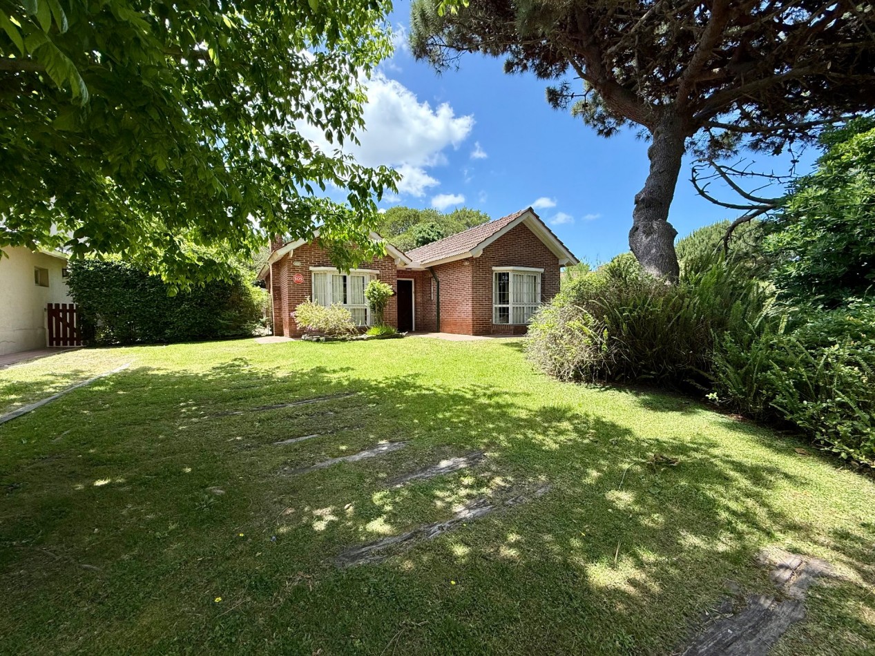 4 - Chalet en venta sobre Halcon casi Seaver