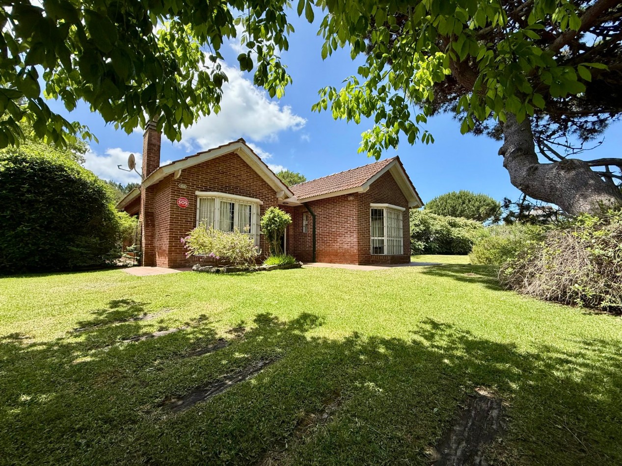 4 - Chalet en venta sobre Halcon casi Seaver