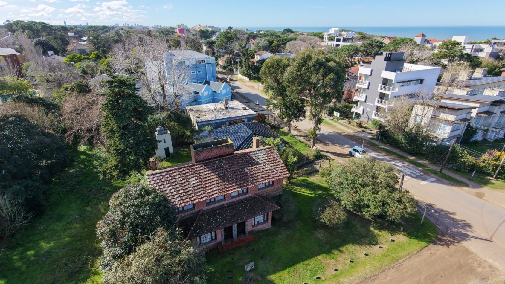 VENTA EN BLOCK SOBRE ROSALES Y AZOPARDO 