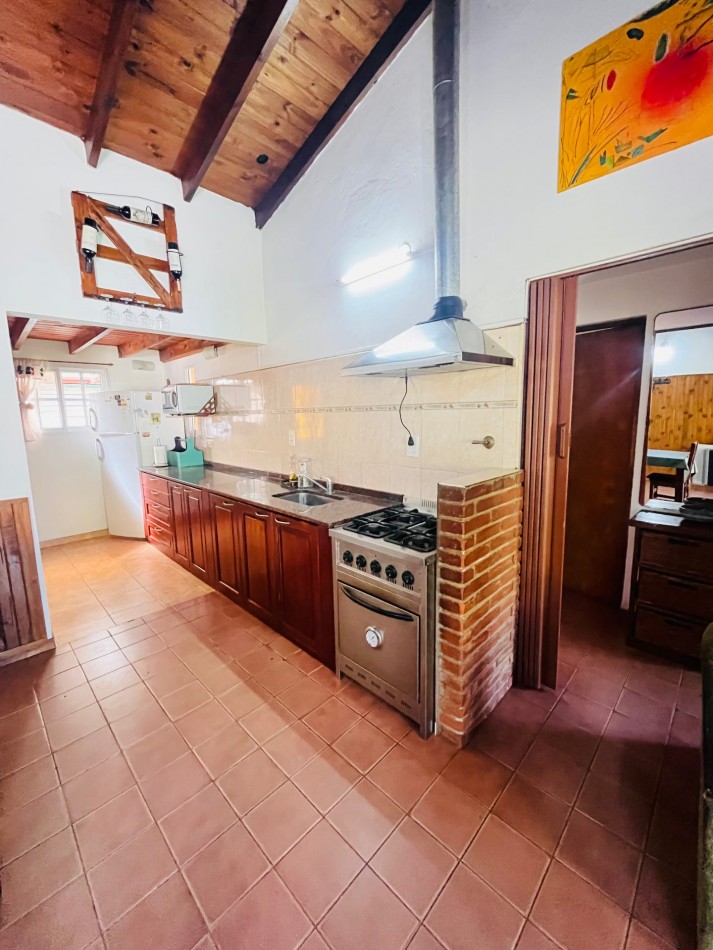 Casa en Segui entre Esparza y Urquiza