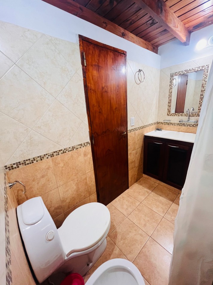 Casa en Segui entre Esparza y Urquiza