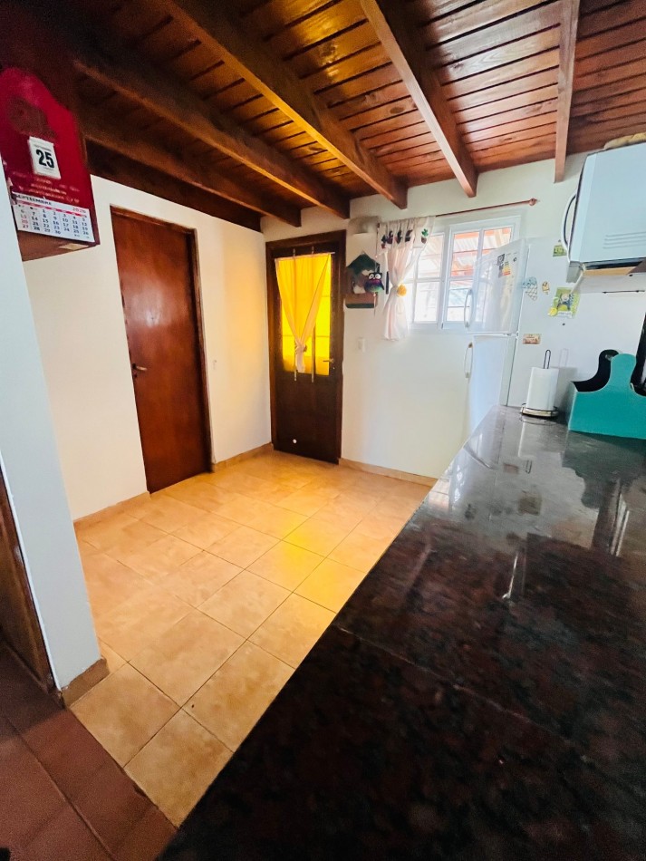 Casa en Segui entre Esparza y Urquiza
