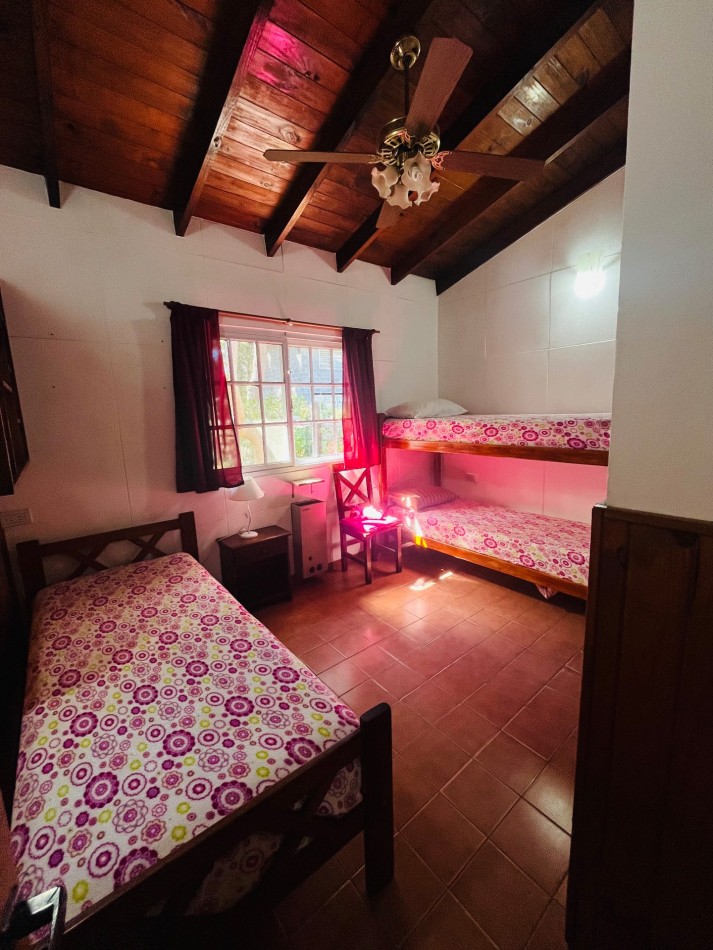 Casa en Segui entre Esparza y Urquiza