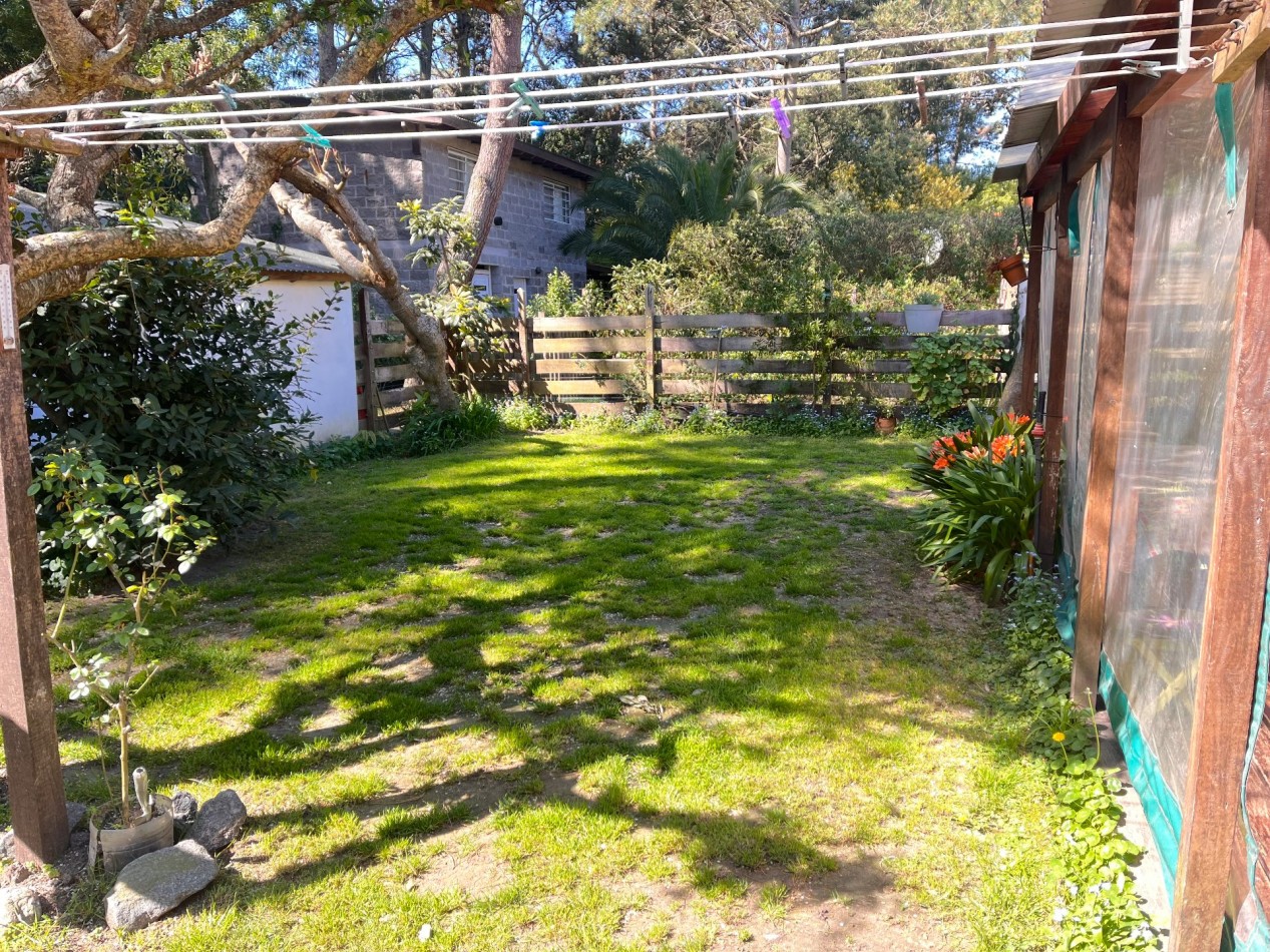 Casa en Segui entre Esparza y Urquiza