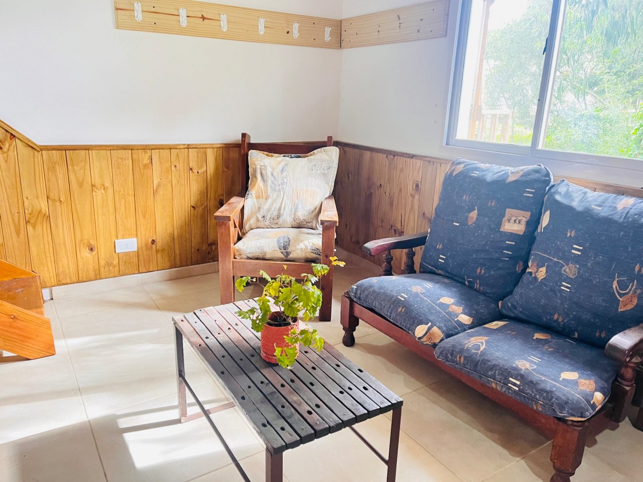 CASA EN ZONA "LOMAS DE VALERIA"