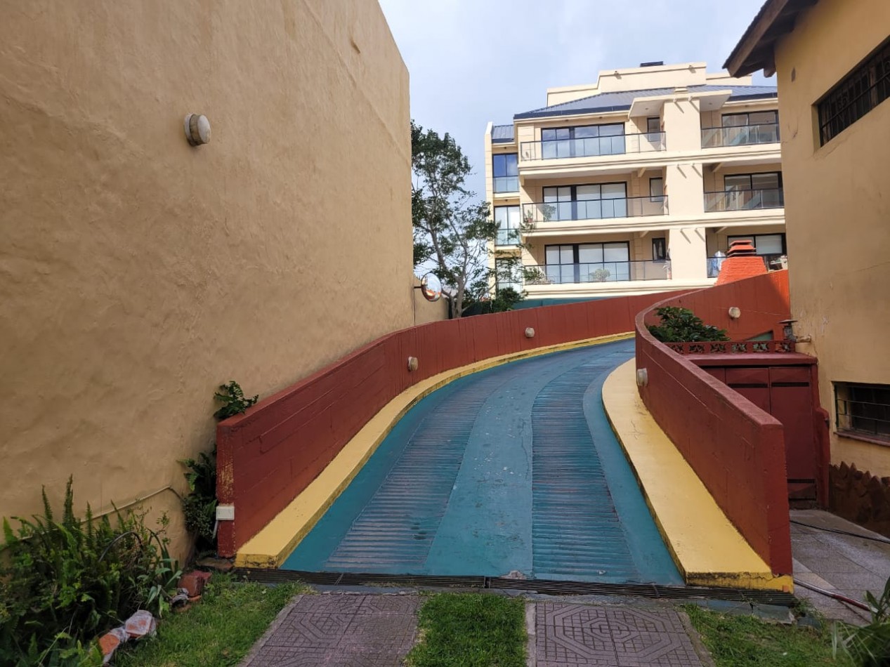 departamento de 2 ambientes en edificio Texaco