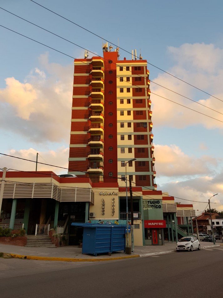 departamento de 2 ambientes en edificio Texaco