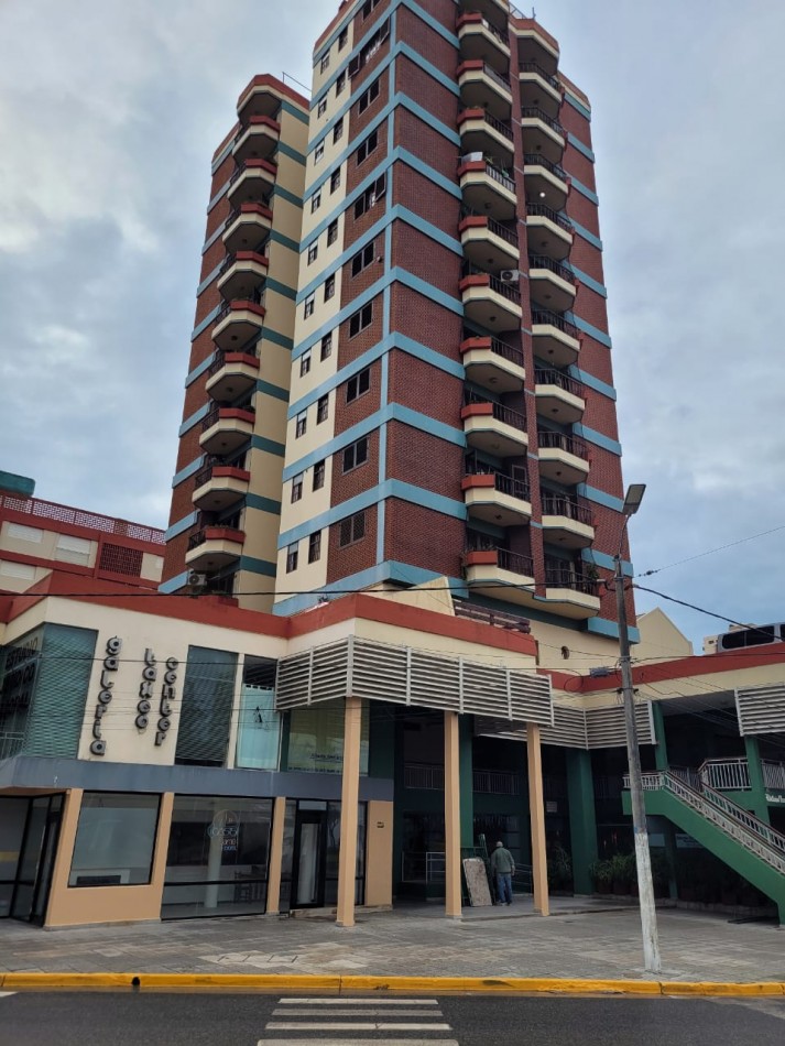 departamento de 2 ambientes en edificio Texaco