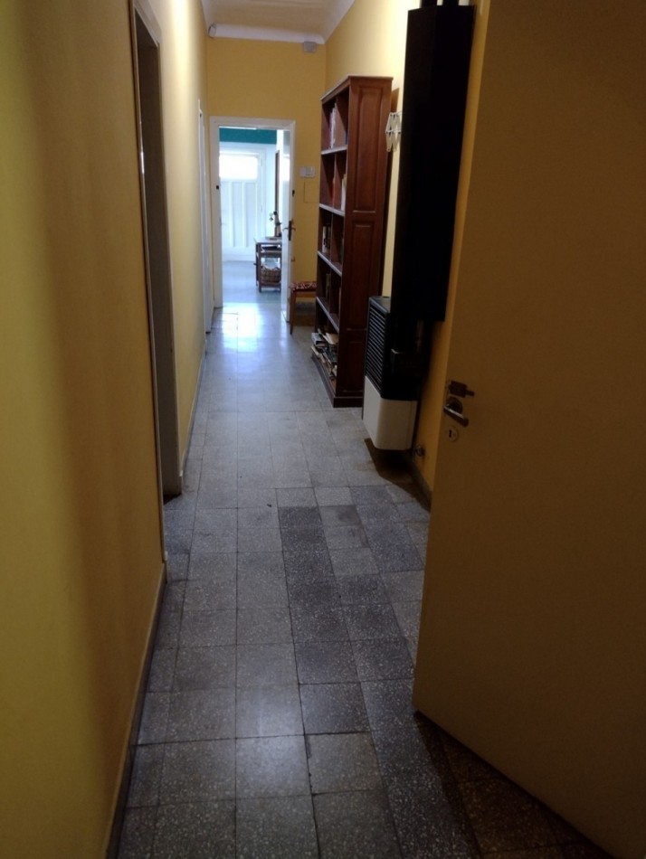 200 - HERMOSO CHALET A 2 CUADRAS DEL MAR EN PINAMAR 