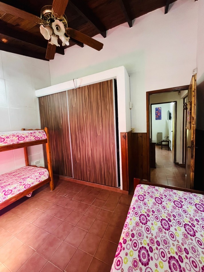 Casa en Segui entre Esparza y Urquiza