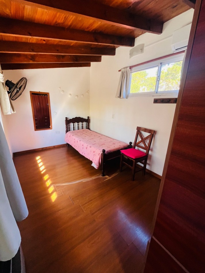 Casa en Segui entre Esparza y Urquiza