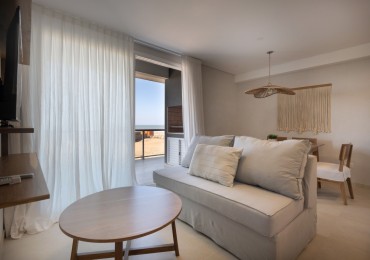Departamento de 2 ambientes frente al mar